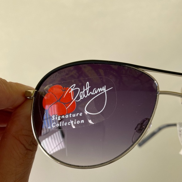Bethany sunglasses main image 16
